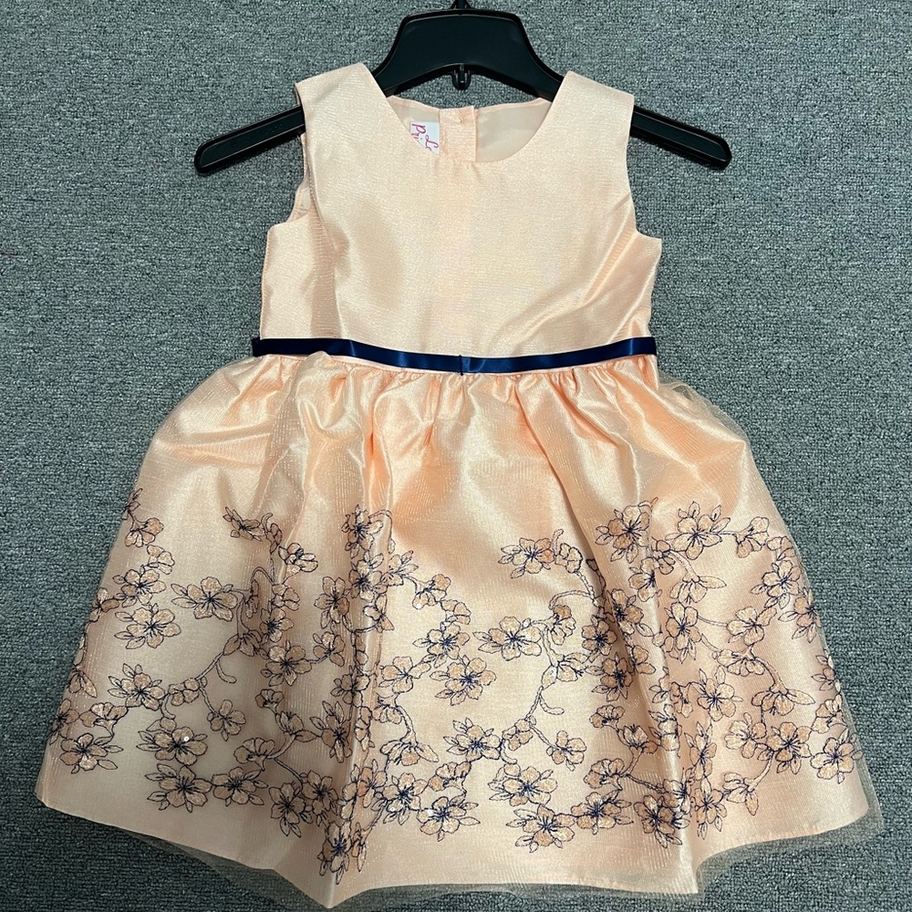 Charming Peach Floral Dress with Navy Accents